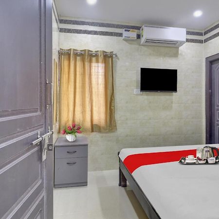 Hotel O Ashoka Classic Near Gokul Chat Hyderabad Exterior foto